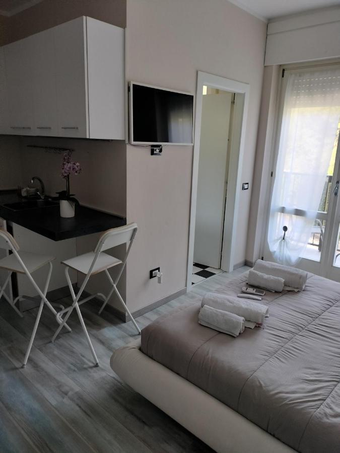 Residence Villa Alba Room Nr 415 Gardone Riviera Extérieur photo